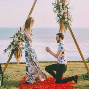 Alastair Aiken Instagram - 1 year ago today! 😊💍
