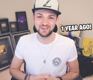Alastair Aiken Instagram - 12 months body change! 💪🏻 A year ago I was skipping meals, doing no exercise and not very happy within myself. But over the last year I’ve consistently been to the gym 3-4 times a week, eaten better and made a conscious effort to exercise more. 😄

If I can do it, you can to! 🙌🏻 (Shout-out to my Personal Trainer @aaronbreckellcoaching for all the sessions and great work out plans)