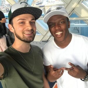 Alastair Aiken Instagram - #TeamKSI 💪🏻