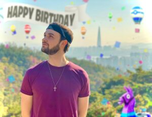Alastair Aiken Instagram - Thank you for all the Happy Birthday messages! 🥳🎁🎉