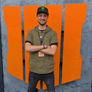Alastair Aiken Instagram - #BlackOps4 🙌🏻