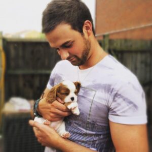 Alastair Aiken Instagram - Happy 2nd Birthday Eevee! 🐶🎂💙 This picture was taken the first ever time we met her! She was TINY!