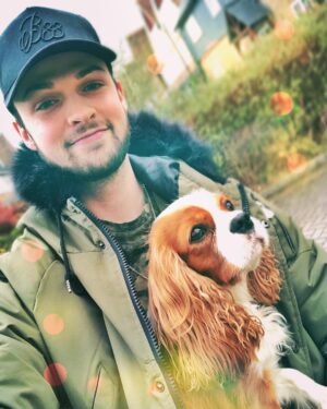 Alastair Aiken Instagram - When the Fortnite servers go down, so you have to go outside 🐶