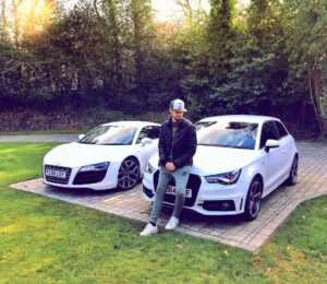 Alastair Aiken Instagram - Big bro 🏎💨 and little bro 🚙! 😊