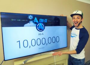 Alastair Aiken Instagram - THANK YOU FOR 10 MILLION SUBSCRIBERS! 😍🙌🏻 After making my channel 9 years ago, uploading 2600+ videos and playing so many different games I have reached this dream goal. I can’t thank you all enough for watching + supporting my videos. 
2018 is off to an epic start! 💙