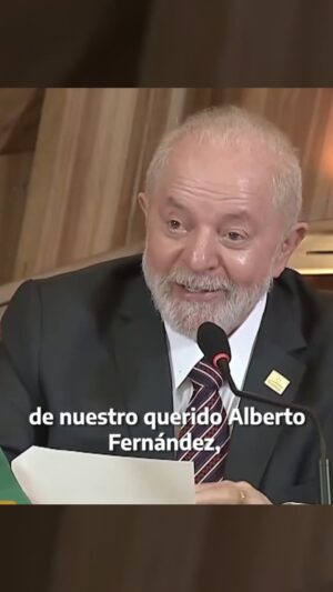 Alberto Fernández Instagram - El pueblo argentino y yo estaremos siempre agradecidos con vos, @lulaoficial. Sos un gran presidente y una inmensa persona.