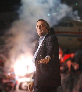 Alberto Fernández Instagram - A 13 años de su partida, recuerdo a mi amigo Néstor Kirchner, el hombre que con sus políticas, convicciones y fortalezas, transformó la Argentina.