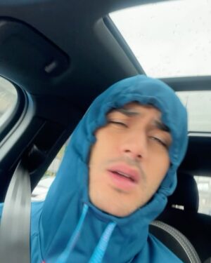 Alejandro Speitzer Instagram - El carpool Karaoke también se arma en Ciudad de México.. 
El que quiera sumarse ya sabe 😂