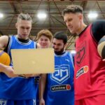 Aleksandr Tarasov Instagram - Баскеты - первые посмотрели чемпионский клип, мурашки были, уже хорошо!! Накидайте 🔥🔥🔥 кто ждет видео!