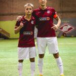 Aleksandr Tarasov Instagram - 3 года назад, когда я пришел на съемку 2Drots я впервые познакомился с @krapivnikov11, помню как после, подвозил Даню, мы очень душевно поболтали и с тех пор подружились!✊🏼 Я очень рад, что Крап примкнул к нашему клубу @fcnasporte, конечно сейчас будет много обсуждений и срача, как так ведь Дроты его вырастили и это семья, уверен что это так и останется для Крапа, но любому футболисту нужны тренировки и игры, что он сполна получит в нашем клубе!⚽️ Welcome to our family bro!❤️
