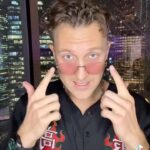 Aleksandr Tarasov Instagram - Этот трек особенный для меня, в нем я описал свои первые отношения в 19 лет!😔 Не думал, что такая большая реакция будет, когда постил в сторис! Пришло время раскачать звук в ТТ, давайте 3.000 клипов и тогда релизну ПАРЛАМЕНТ!🥃
