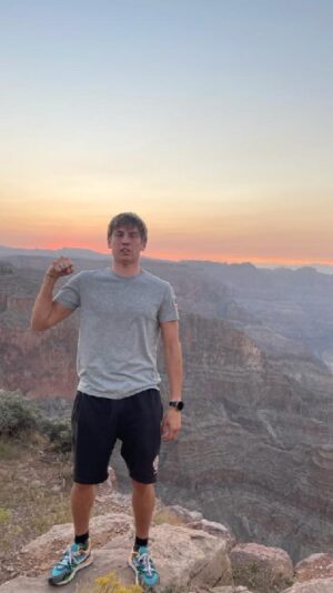 Aleksey Shcherbakov Instagram - Новый выпуск про поездку в Америку

В нём мы едем на машине с нашим другом, из Вегаса в Лос-Анджелес, проезжая через дамбу Гувера, Гранд Каньон и Сан-Диего. Реально классные воспоминания! 

Посмотрите и вы, ведь хуй мы все теперь куда съездим.

Выпуск хоть и снят 11 месяцев назад, но он стал лишь лучше.

Ссылка в профиле

P. S. Выпуск без монетизации, смотри не прерываясь)