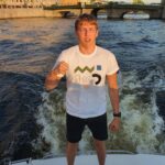 Aleksey Shcherbakov Instagram - Это я в Ленинграде на катере катался, щас я дома уже.