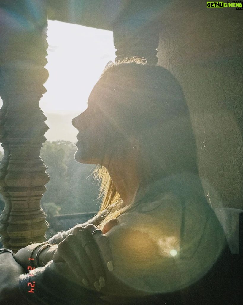 Alessandra Ambrosio Instagram - Dawn in Cambodia