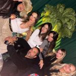 Alessandra Ambrosio Instagram - Aprés-ski ultimate fun times with @revolve & @fwrd #REVOLVEwinter #FWRDwinter 🎿⛷️❄️ The Snow Lodge