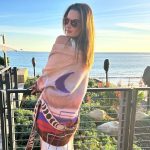 Alessandra Ambrosio Instagram - Sunset dreaming… with my girls 🌜🌝🌛 Malibu, California