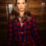 Alessandra Ambrosio Instagram - Off-White!!!!! @ibkamara u rock!!! 💥🌟⚡️🦋👏 #pfw Paris, France
