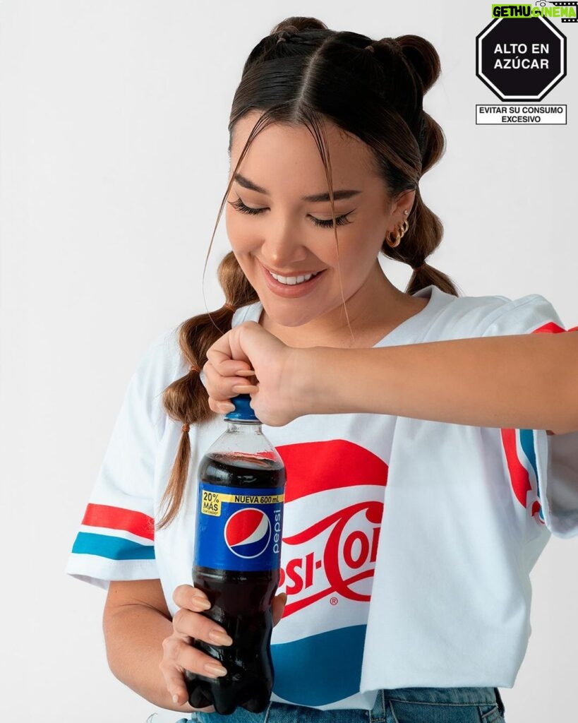 Alessandra Fuller Instagram - Poooor fin llegó 🥹💙 ¡Ya está aquí la nueva Pepsi®️ 600 ml para darle un giro a todo! 🤩 #SedDeMás #Publicidad PEPSI COLA PANAMERICANA S.R.L. RUC: 20505234970