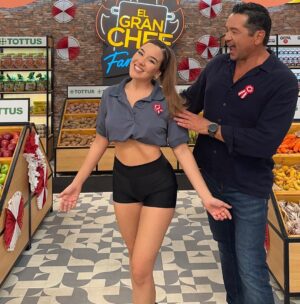 Alessandra Fuller Instagram - Llegó papá 😍❤️ Cómo quisiera que te quedaras para siempre @georgefulleroficial 🥹❤️ Gracias @elgrancheffamosos.tv por regalarme la experiencia más bonita de todas 🥹🥹🥹🥹❤️❤️❤️❤️❤️❤️❤️❤️