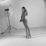 Alessandra Fuller Instagram – ESTRENAMOOOOS HOY A LAS 8PM!!! @elgrancheffamosos.tv Segunda Temporada 😍😍😍😍 QUÉ EMOCIÓN 💘🌝🦋🤩🤪🙊💫🔥

Vestido @alessandrafullercollection 
Zapatos @alba.decaliz