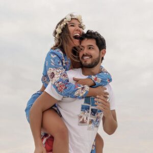 Alessandra Fuller Instagram - Feliz vidaaaaaaa amore!!!! Qué bonito es crecer y reír con tu mejor amigo 🥹 Te amo para siempre @andresvilchezzz ❤️