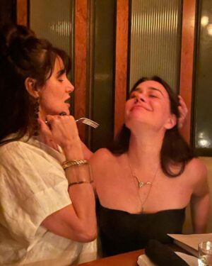 Alessandra Negrini Instagram - Vampire 🧛‍♀️ night LA! @marcopigossi @fecodognoto @kapb26 @mcalvani @ @nandarjca @theworldofsam1111