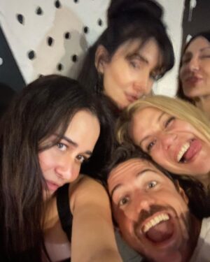 Alessandra Negrini Instagram - Vampire 🧛‍♀️ night LA! @marcopigossi @fecodognoto @kapb26 @mcalvani @ @nandarjca @theworldofsam1111