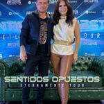 Alessandra Rosaldo Instagram - El día de ayer platicamos con nuestros amigos de la prensa acerca del #EternamenteTour y de todas las sorpresas que están por venir 👀 como la grabación de nuestro nuevo DVD EN VIVO este próximo 26 de octubre en el @pepsicenterwtc. 💚💙 🎟️: linktr.ee/sentidosopuestos