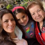 Alessandra Rosaldo Instagram - Feliz Día de las Madres mamita hermosa @gabybarrerog ✨♥️💐 ¡Qué privilegio tenerte cerquita y poder gozarte tanto! Gracias por tu apoyo incondicional e invaluable ayuda, por ser la mejor abuela, la mejor suegra, compañera de viaje ideal, peligrosa rival de Rummy, invencible armando rompecabezas y pésima para jugar Headbanz 🤣🤣🤣 Mamita, you make everything better. Te amo con toda mi alma ♥️♥️♥️