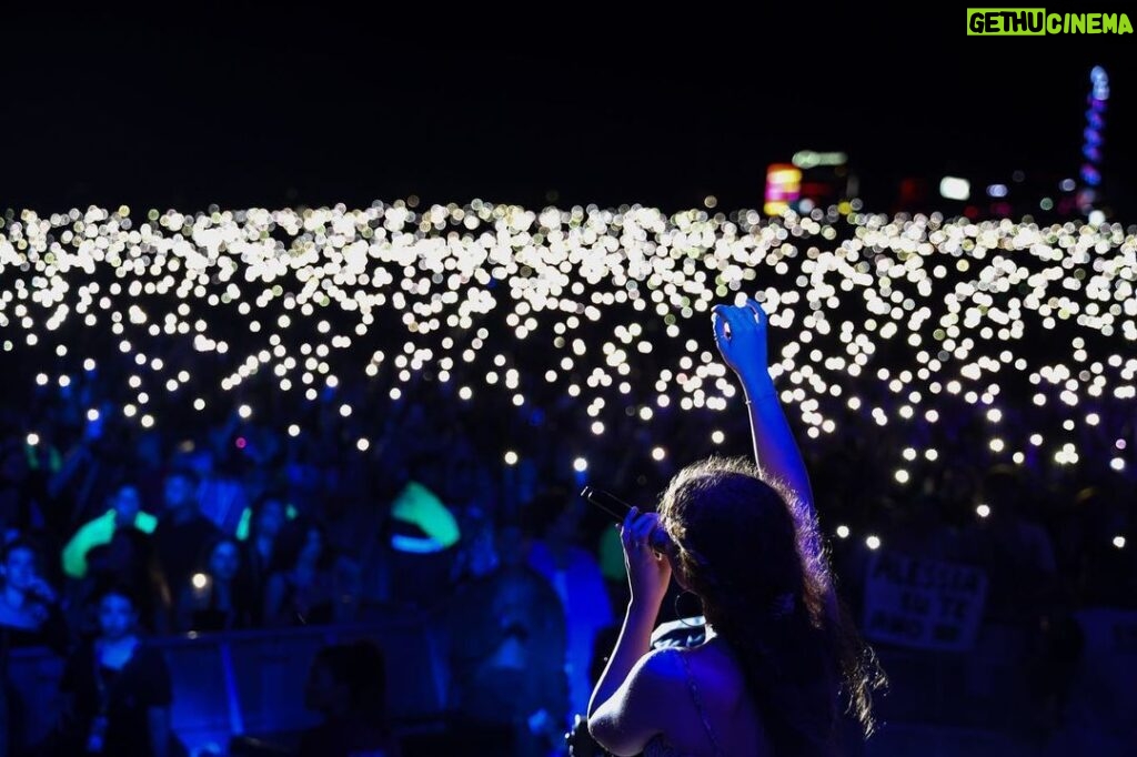 Alessia Cara Instagram - WE CAME TO BRAZIL🇧🇷 obrigadaaaaaaaa. beautiful time and beautiful people. what a way to wrap up this run. cannot wait to be back. Eu te amo muito!!! xx