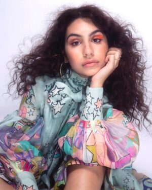 Alessia Cara Instagram - thank you @mood__magazine for having me🖤 full interview link in my story.