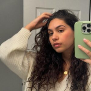 Alessia Cara Instagram - quick zhuzh (jeuje? zheush? zjuzj?)