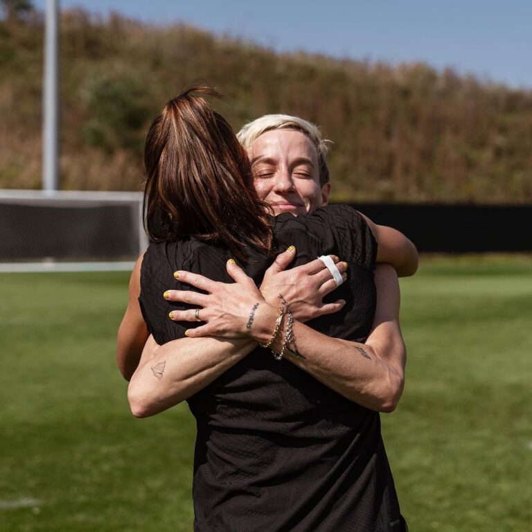Alex Morgan Instagram - 14 years of hugs and cellys and trophies and tears together. All the feels for Pinoe’s last USWNT game🫶