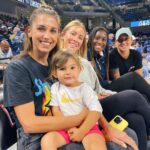 Alex Morgan Instagram - BIG sports fam😍 #nationalsportsday