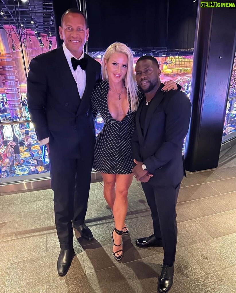 Alex Rodriguez Instagram - Amazing night, amazing cause. Thanks to @jayz and @michaelrubin for having us at the first @reform Casino Night, raising $24M for criminal justice reform. Atlantic City, New Jersey
