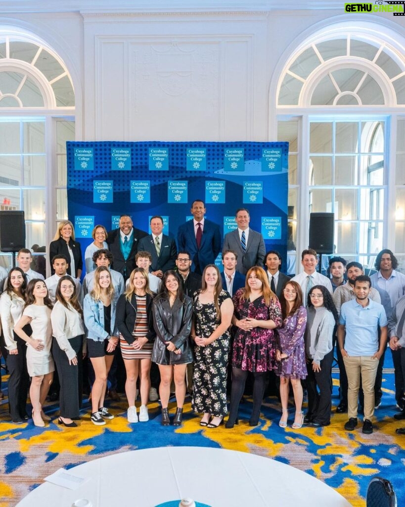 Alex Rodriguez Instagram - What an inspiring day speaking with the students and donors of the @tric_edu Foundation. Cuyahoga is the largest community college in Ohio and for the last 50 years this foundation has raised funds to make sure that students get access to a college education no matter how many bumps in the road they had to overcome to get there.