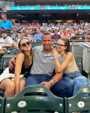 Alex Rodriguez Instagram - Happy National Daughters Day to @ellaarod and @thenatasharodriguez ❤️ So proud of the smart, charismatic, beautiful women you both are!