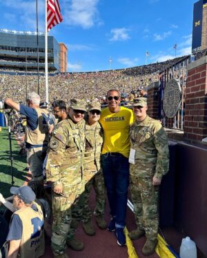 Alex Rodriguez Instagram - Great day for some @uofmichigan football 🏈 @thenatasharodriguez