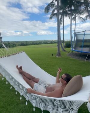 Alex Rodriguez Instagram - Happy New Year!! Wishing everyone health and happiness going into 2024 🎉