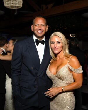 Alex Rodriguez Instagram - Family over everything. Congratulations to @joedunand & @caroaperez ❤️