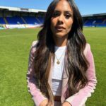 Alex Scott Instagram - Final day of business in the @barclayswsl ⚽️ Catch the action on BBC ONE from 2pm See ya soon x