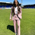 Alex Scott Instagram - Final day of business in the @barclayswsl ⚽️ Catch the action on BBC ONE from 2pm See ya soon x