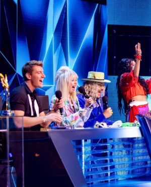 Alex Sparrow Instagram - The MASKED SINGER Season 4 😈🎭🥳
Не пропустите! Сегодня #Маска на НТВ в 20:20 ❤️