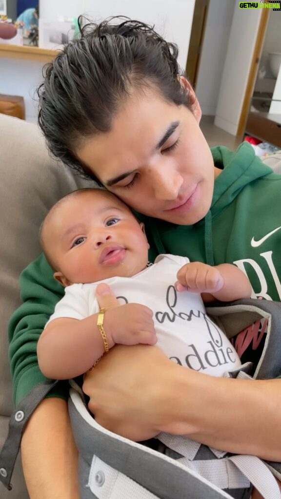 Alex Wassabi Instagram - babies are the key to a stress free life… as long as they aren’t yours 👌🏼