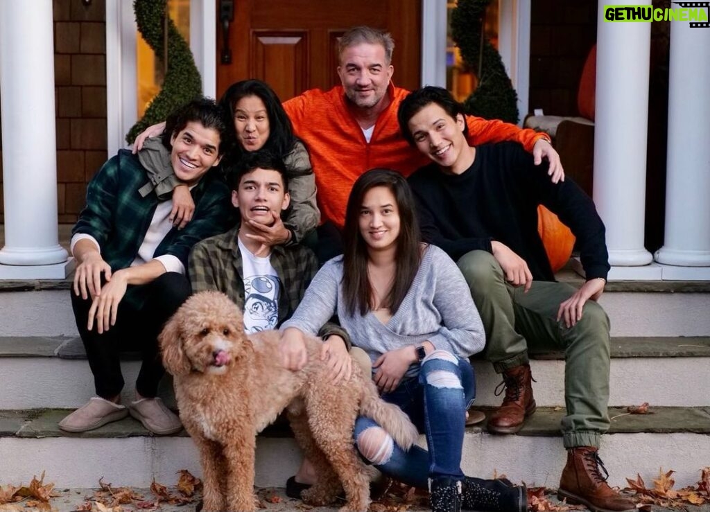 Alex Wassabi Instagram - happy thanksgiving! 🍁 thankful for every single wassabian in the world. you’ve changed my family’s life more than you’ll ever know 🥲 thanks for 15 years of love & support! & here’s to 15 more! 🙌🏼