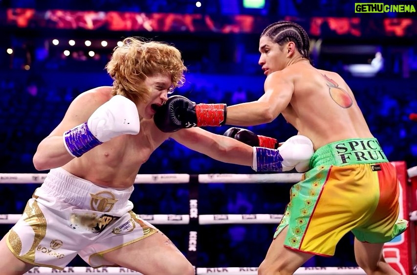 Alex Wassabi Instagram - an honor sharing the ring with these men. finally got the epic back & forth fight I’ve been looking for! best tag team performance in @misfitsboxing history! 🧨