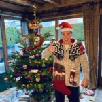 Alexander Dreymon Instagram - God Jul and happy holidays!