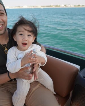Alexander Rendell Instagram - Family time in Dubai ❤️