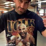 Alexander Volkanovski Instagram - You want it, we got it! Link in bio 🔥 #UFC284