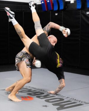 Alexander Volkanovski Instagram - Coming for that zero!! 😤 #ufc298